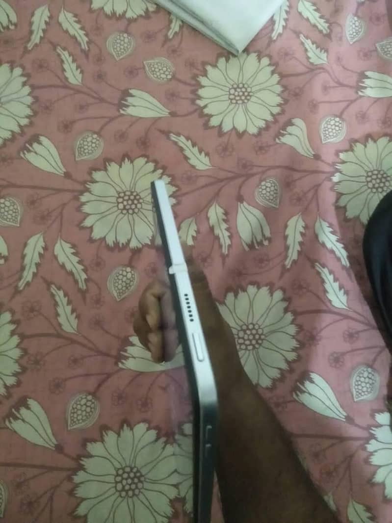 tablet 4