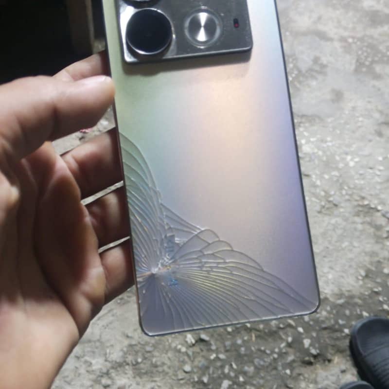 Infinix Note 40 1