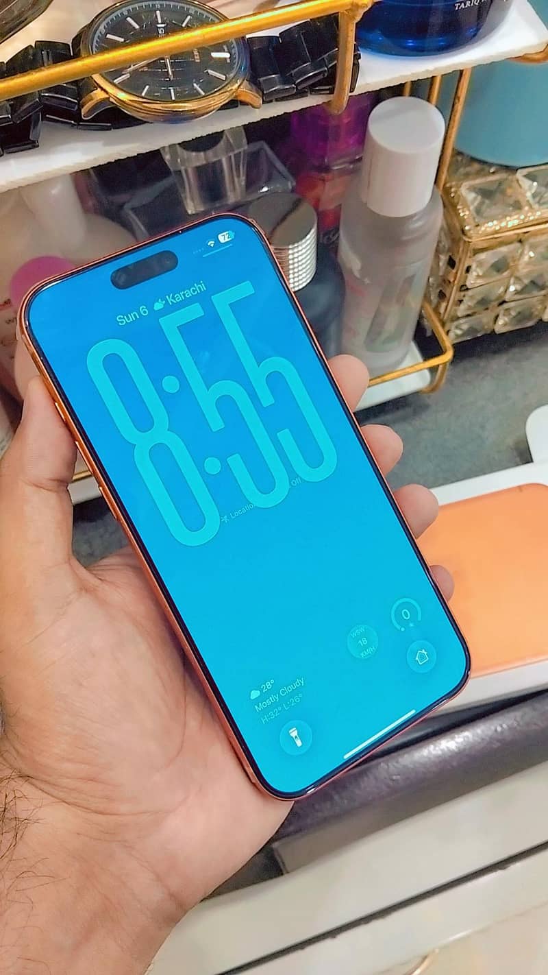 Apple iPhone 17 Pro Max 1