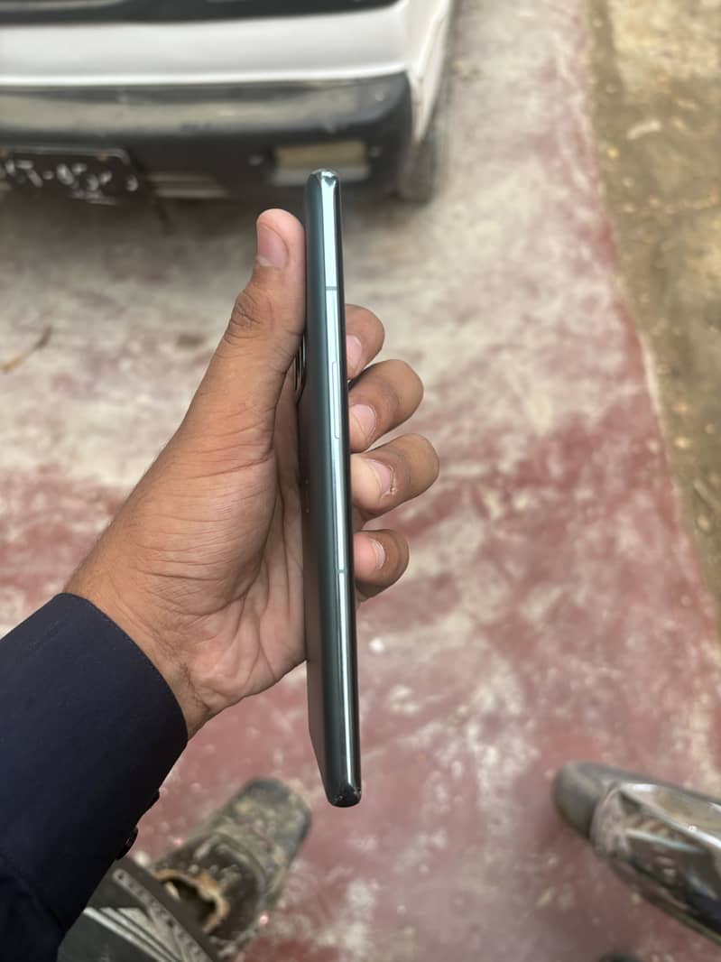 One Plus 10 Pro 3