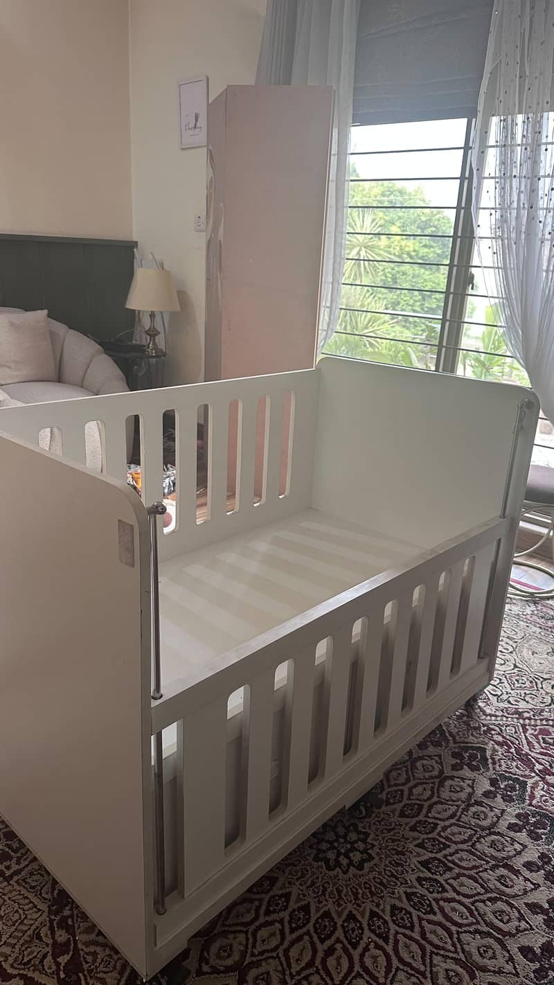 Baby Cot 5
