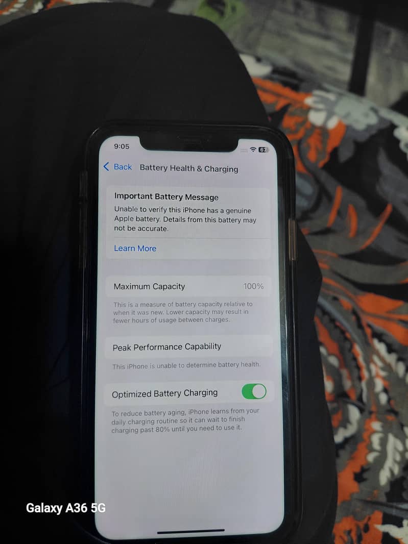 Apple iPhone 11 0