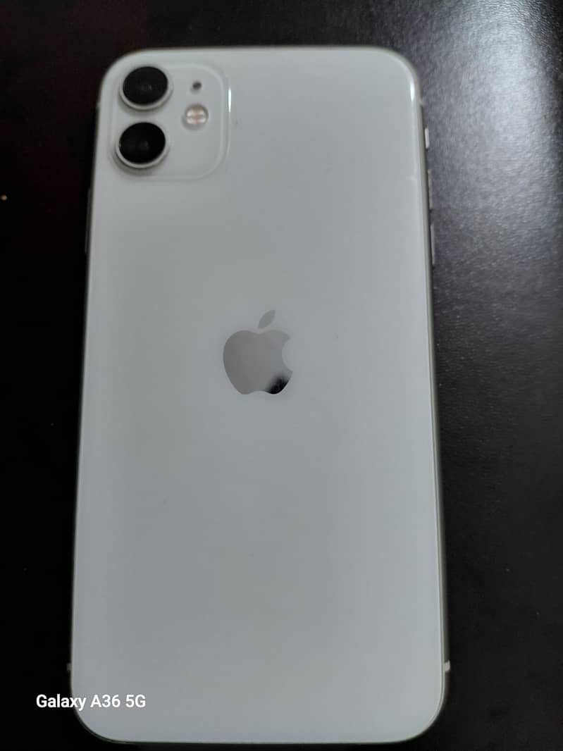 Apple iPhone 11 7