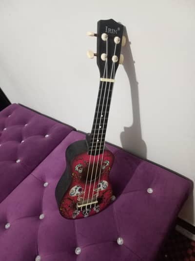 irin ukulele