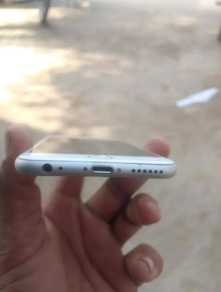 Apple iPhone 6 1
