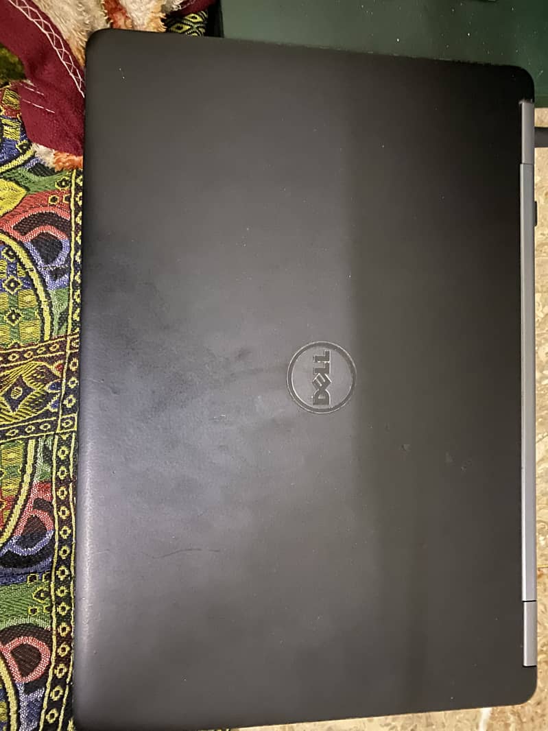 Latitude E7470 3