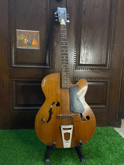  Givson Archtop Acoustic Guitar – Vintage Classic F-Hole Design