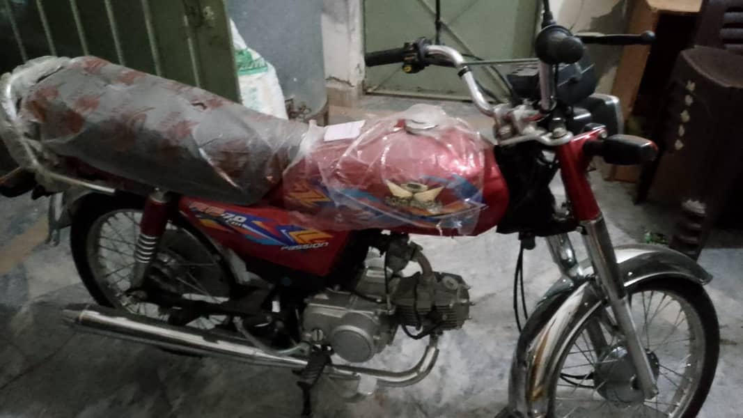 condition New 3
