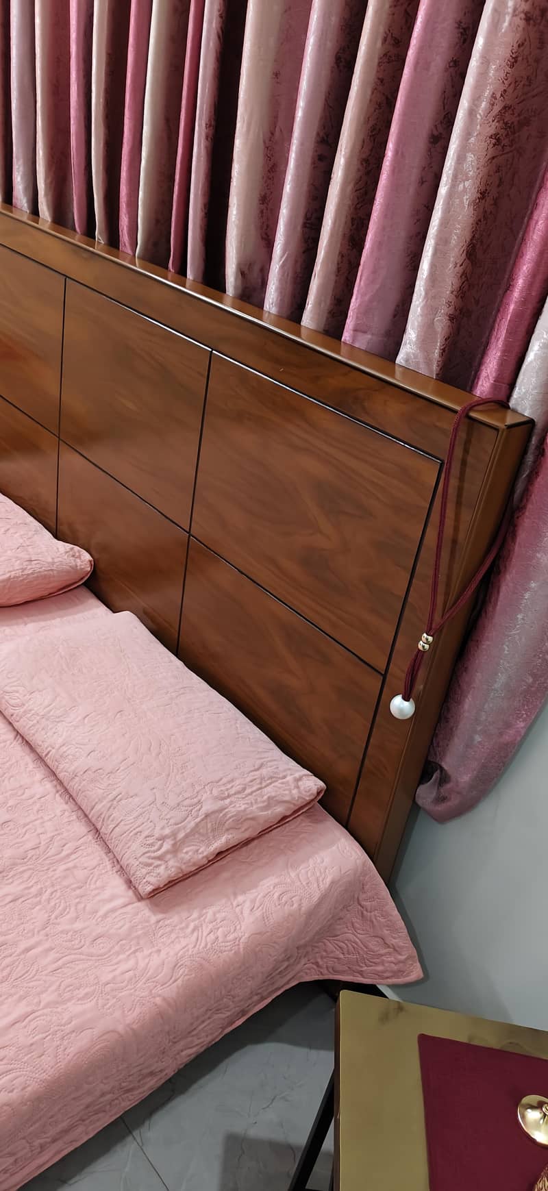 Bed without mattress 4