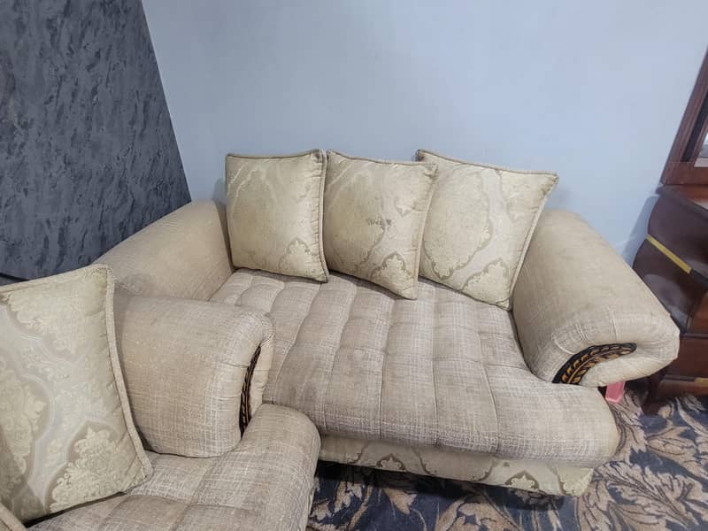 Compllte sofa set 3,2,1 1