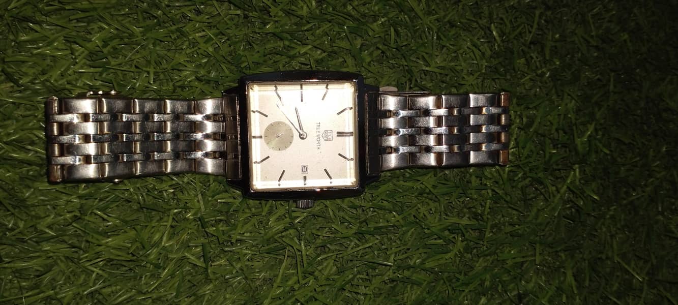 True Worth square model 4