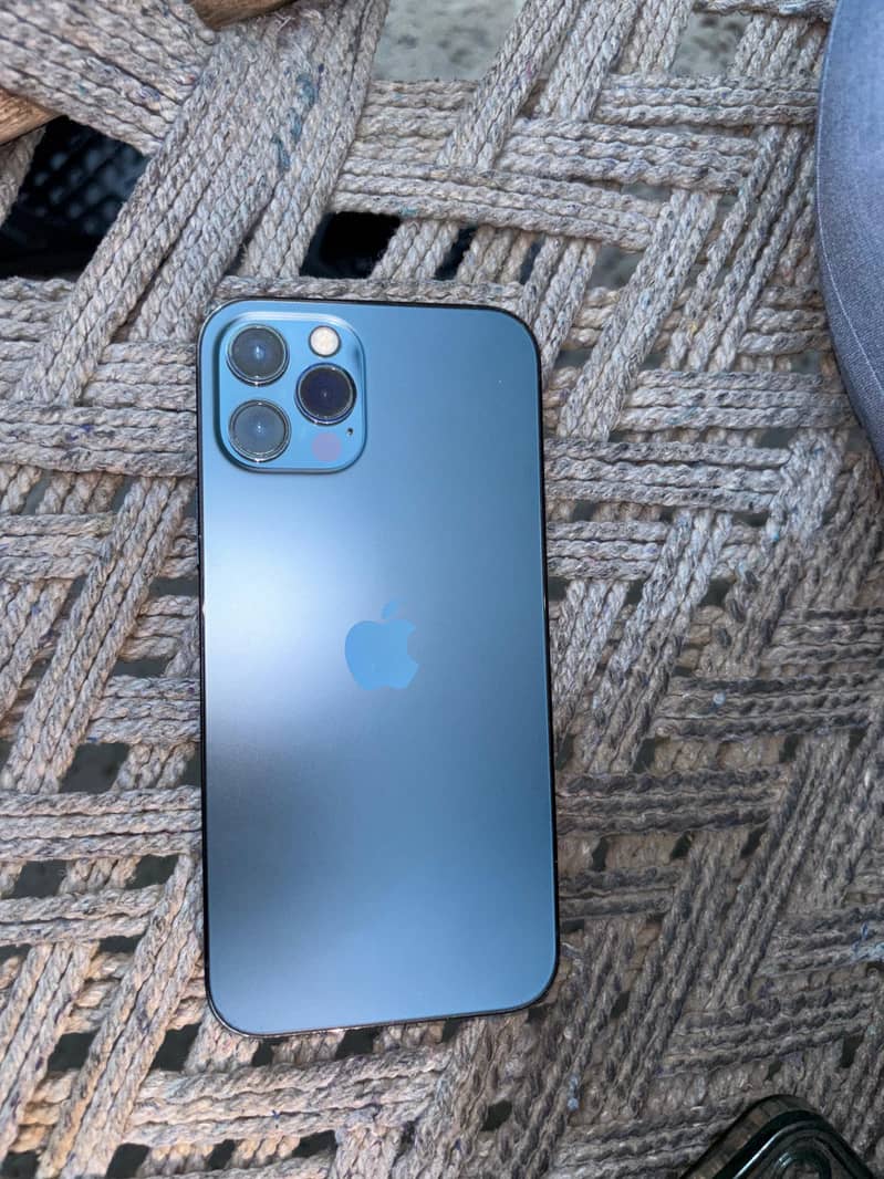 Apple iPhone 12 Pro 0