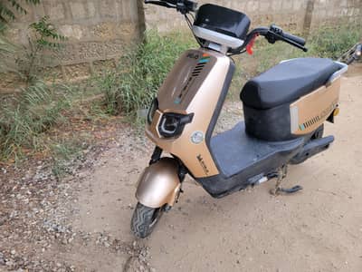 orevo electric scooty