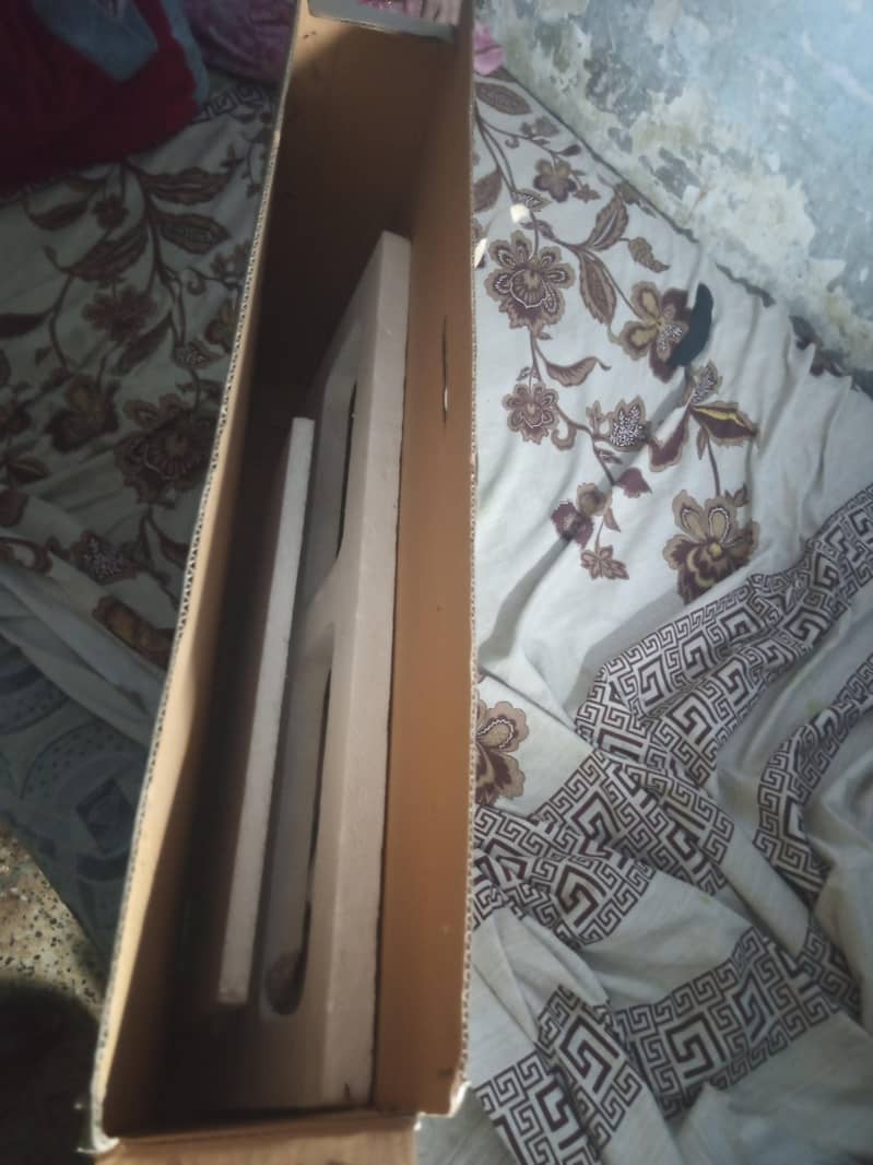 ecostar 32inch 11