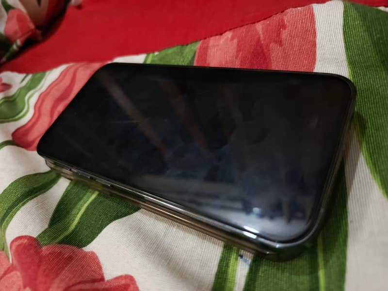 Apple iPhone 13 Pro 0