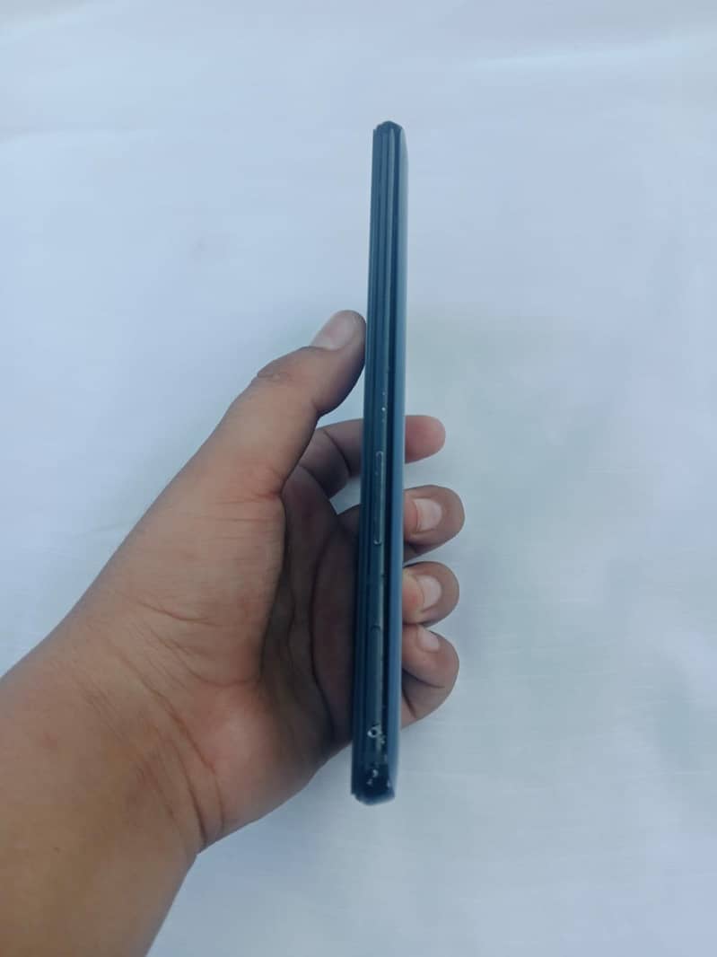 One Plus 6T 4