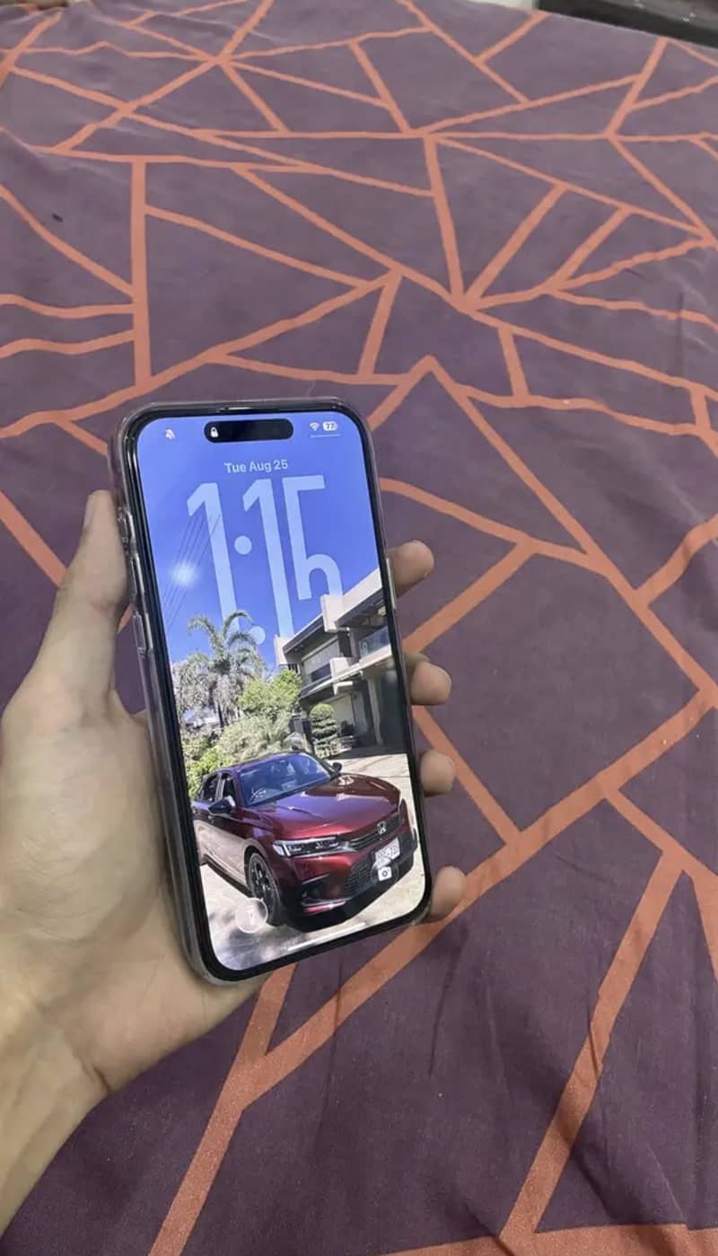Apple iPhone 15 Pro Max 1