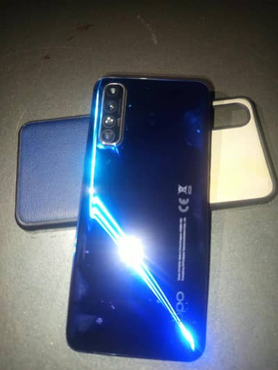 OPPO Reno 3