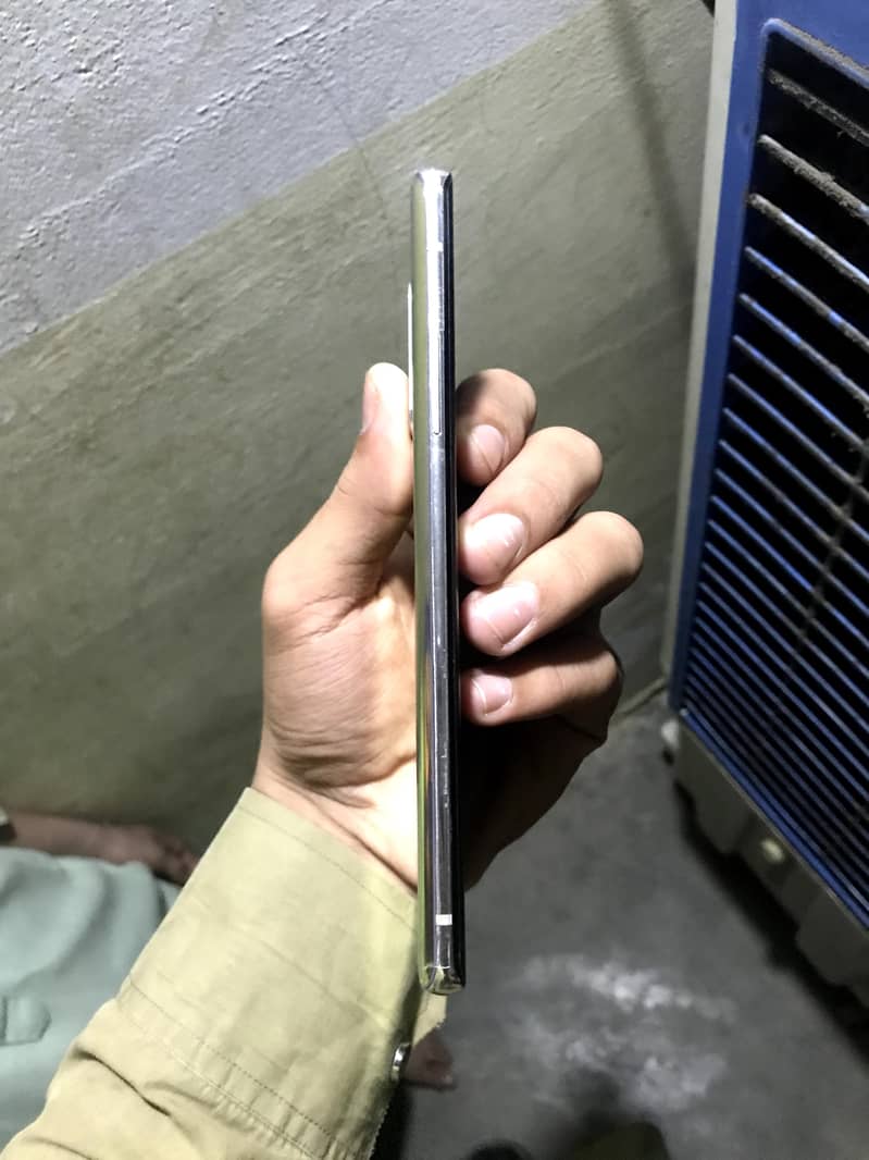 One Plus 8 5g 3