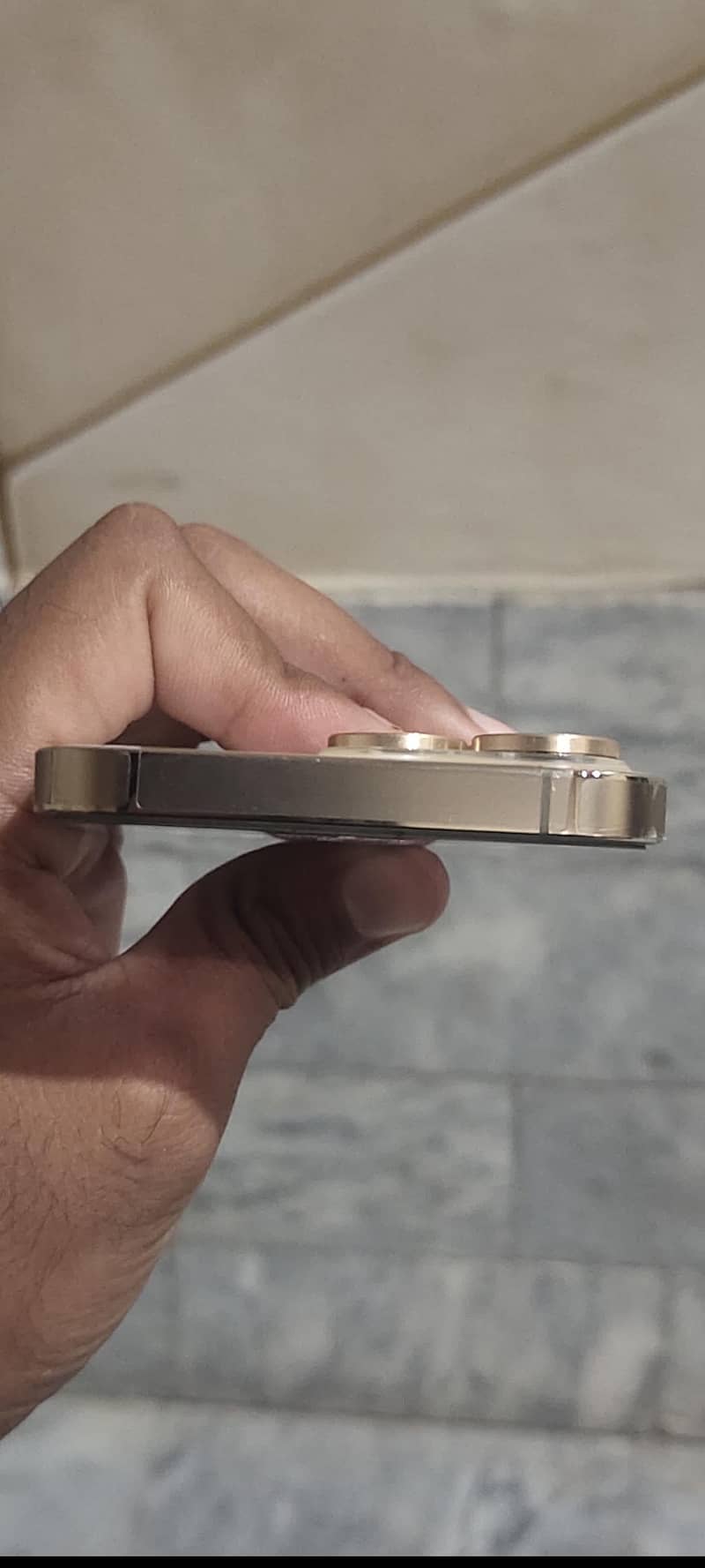 Apple iPhone 13 Pro 4