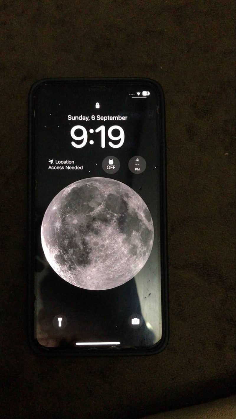 Apple iPhone 11 Pro Max 4