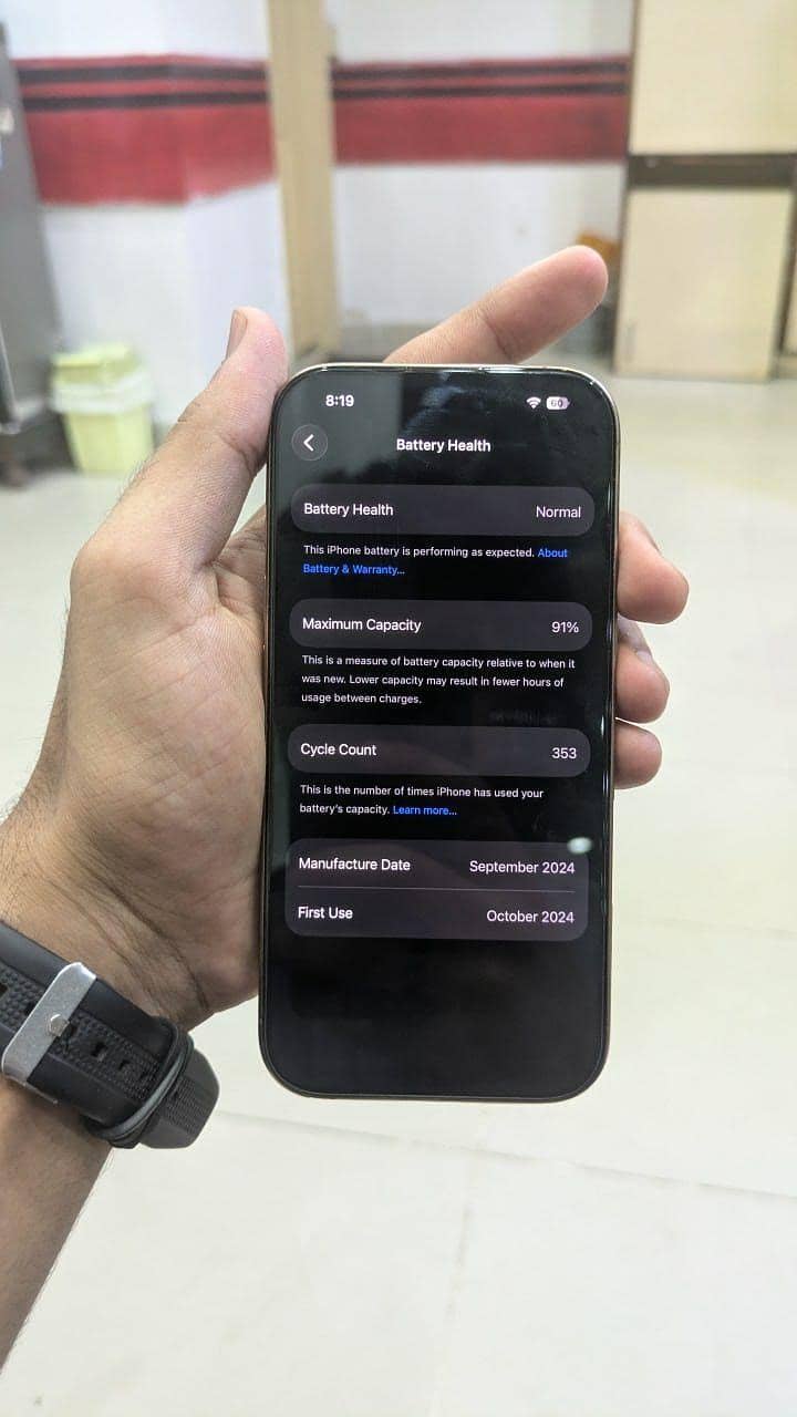 Apple iPhone 16 Pro 1