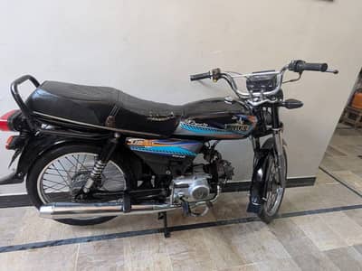 UNIQUE CD70 karachi number