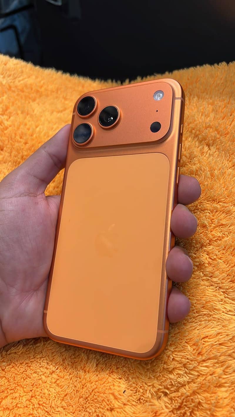 Apple iPhone 17 Pro Max 0