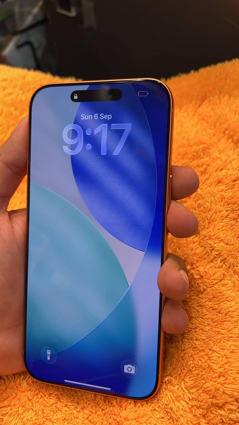 Apple iPhone 17 Pro Max 1