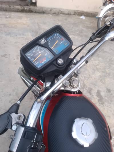 honda 125 exchange possible with Honda CD 70 ya pridor