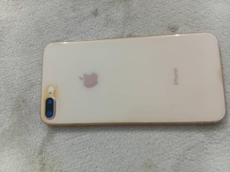Apple iPhone 8 Plus 0