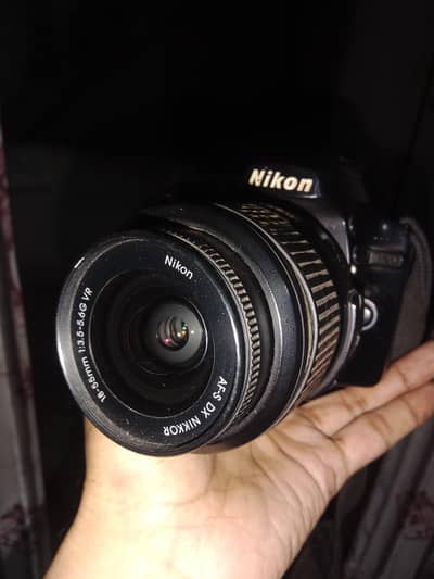 Nikon D3200 DSLR Camera – Excellent Condition