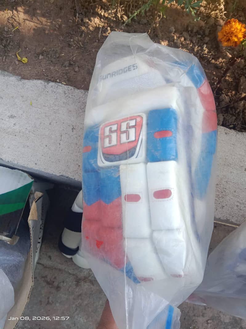Cricket Kit 9