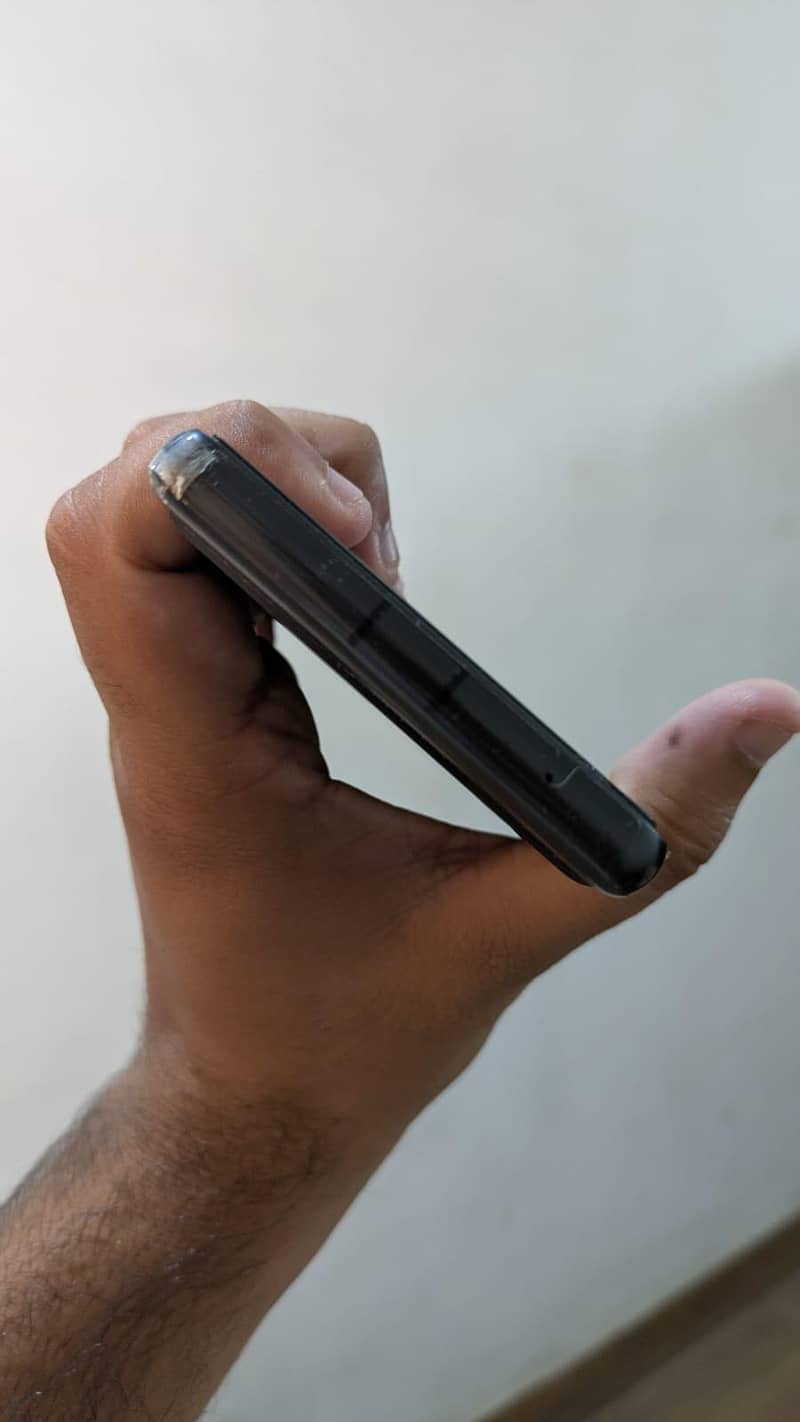 Google Pixel 7a 5