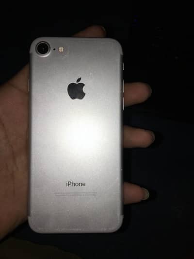 Apple iPhone 7