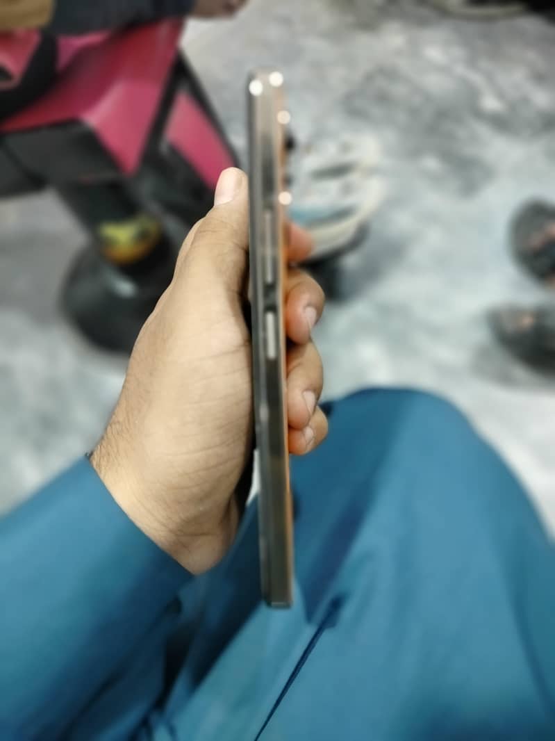 Infinix Note 30 4