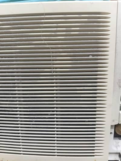 window AC used by doctor for 1 year
