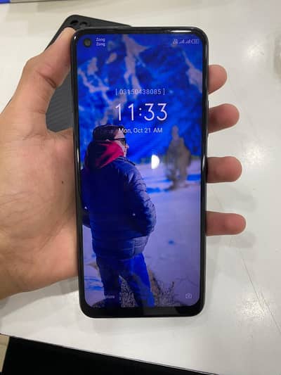 Infinix Hot 10 android version 10 / 5200 mAh battery