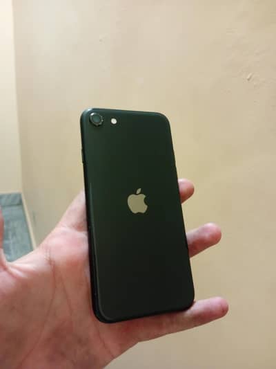 Apple iPhone SE