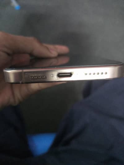 Apple iPhone 16 Pro Max