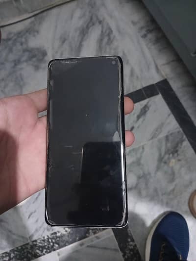Samsung Mobile S10e