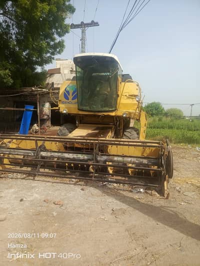 new Holland combine harvester tc65