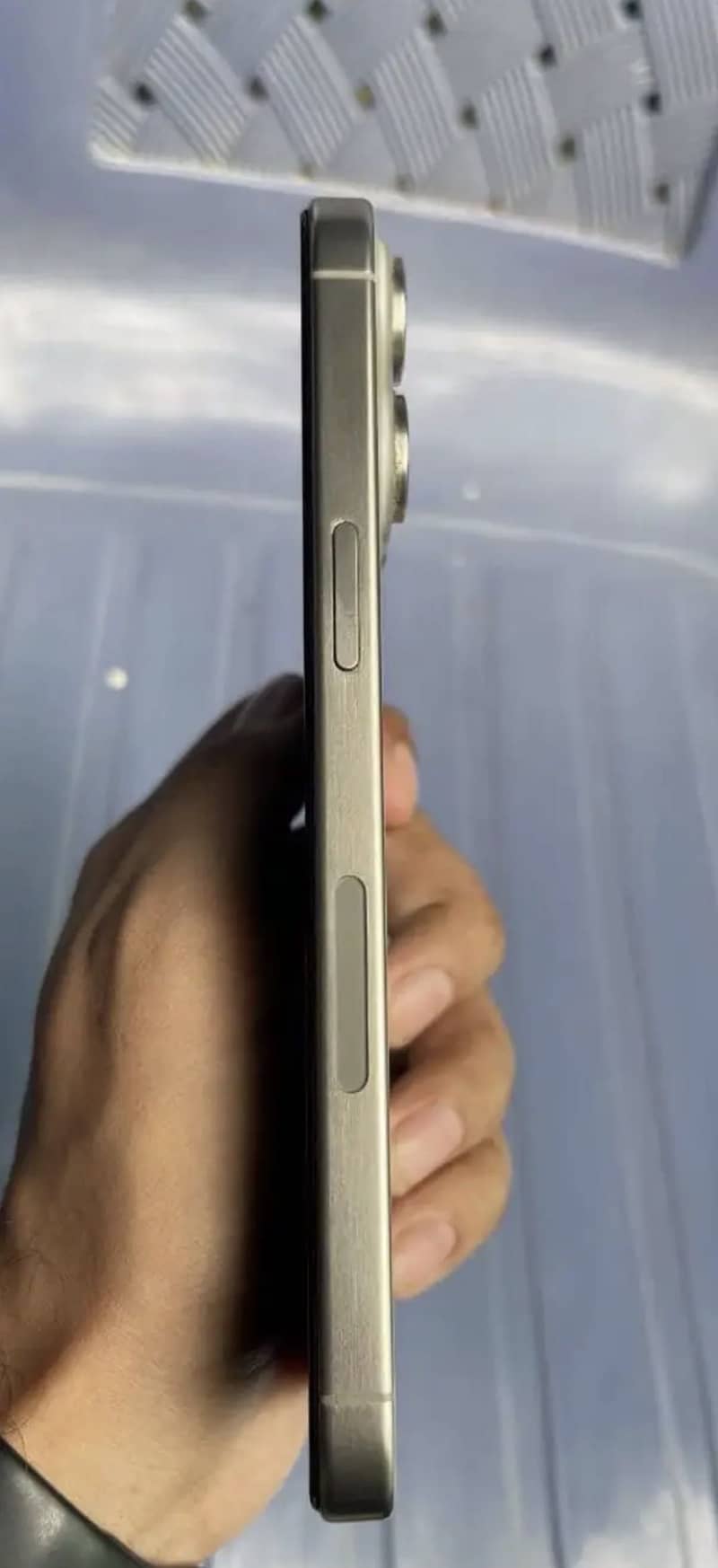 Apple iPhone 15 Pro Max 1