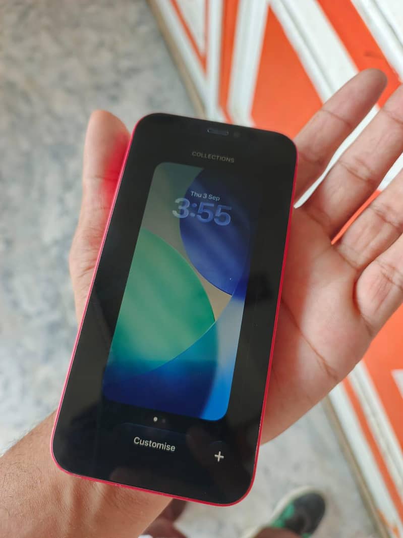 Apple iPhone 12 mini 3