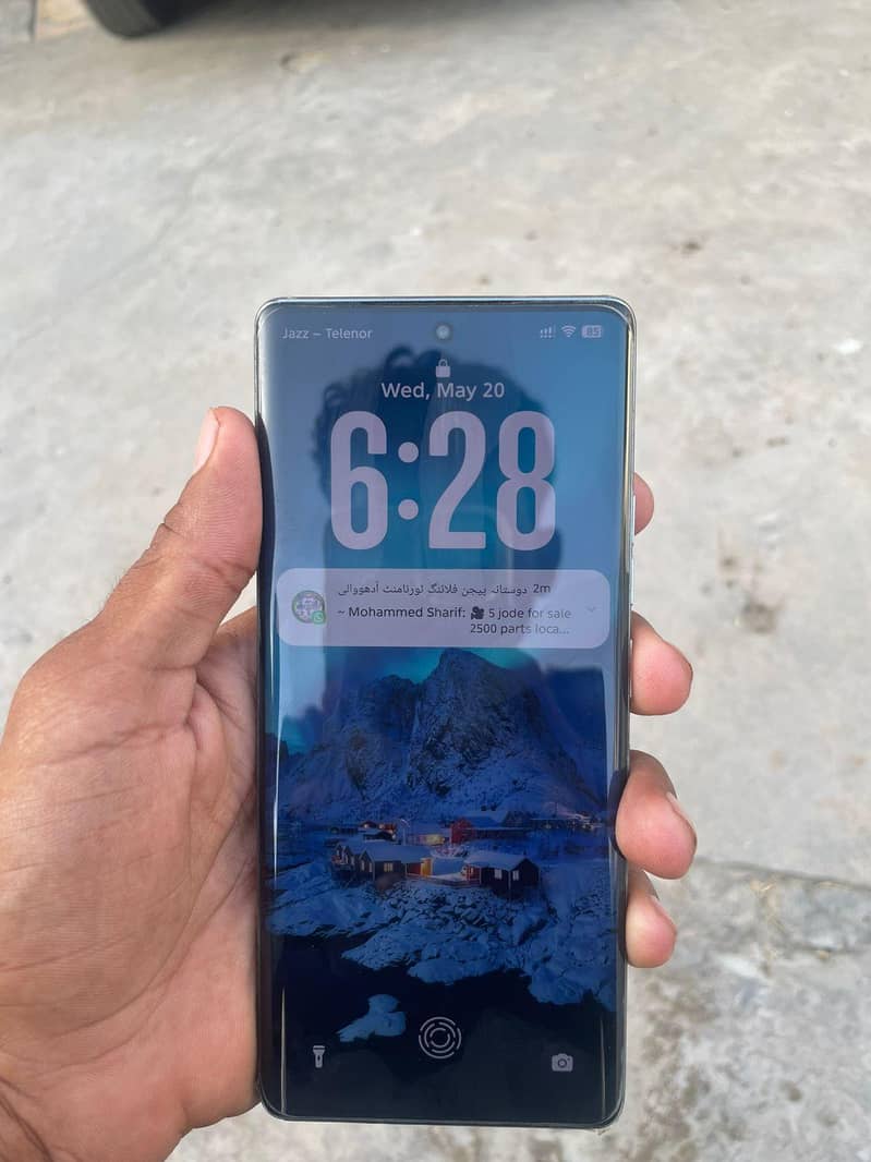 Tecno CAMON 40 Pro 4
