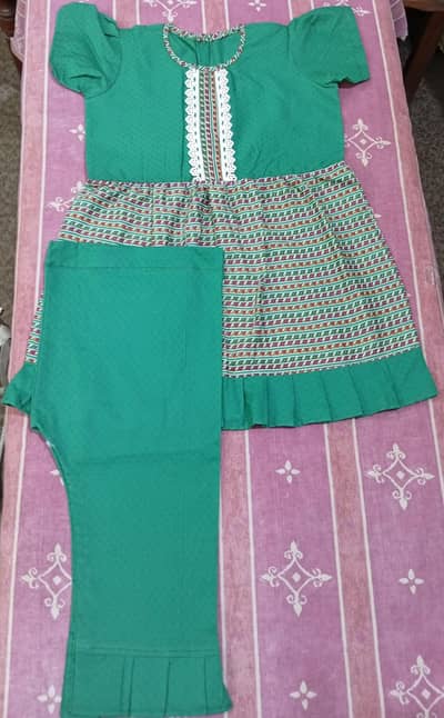 2-3 years stitched suit available