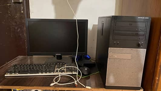 Desktop Computer 03295103096