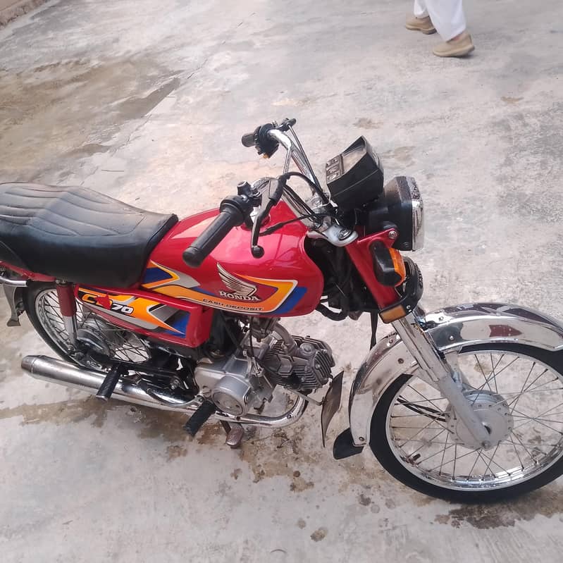Honda cd70 3