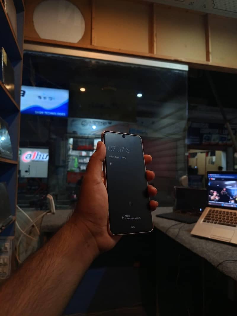 google pixel 8 1