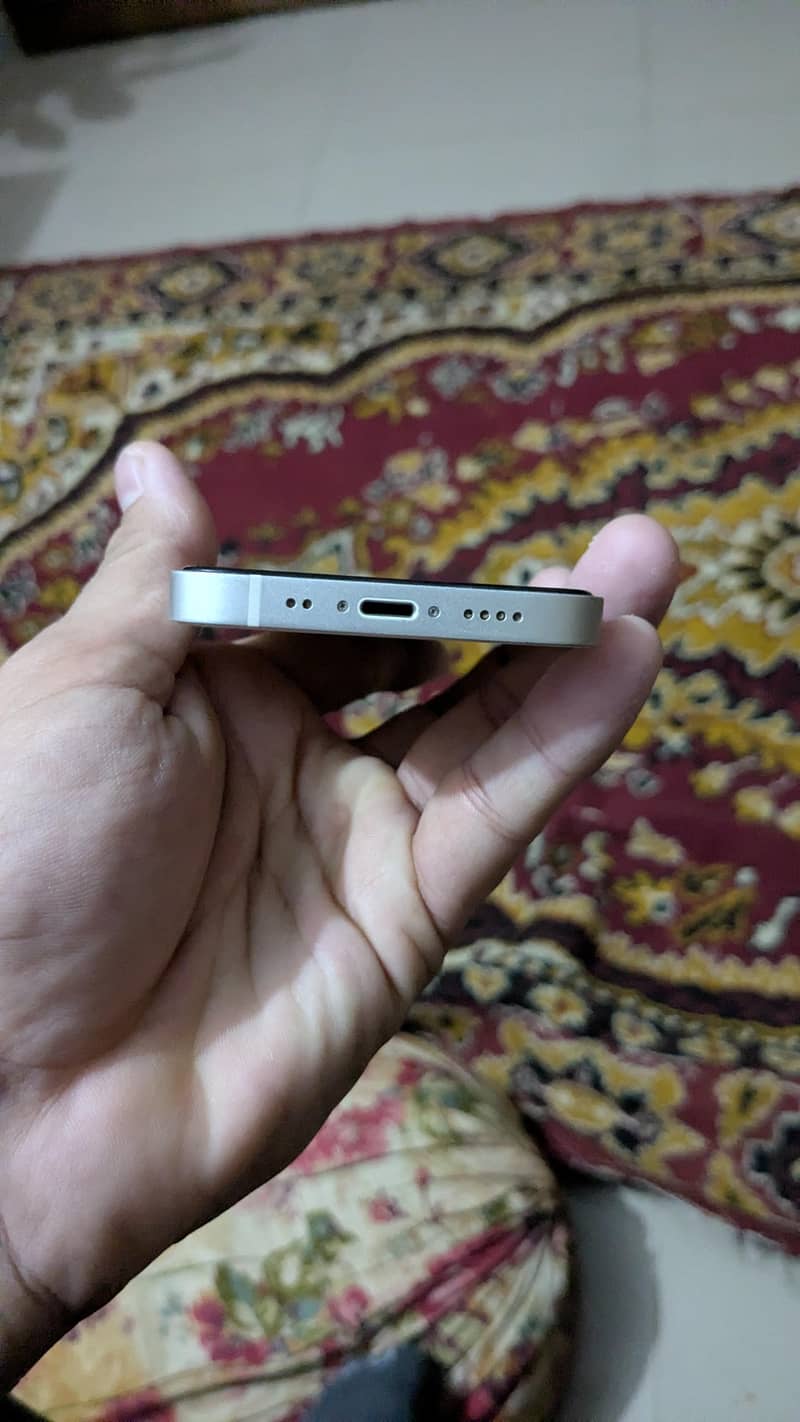 Apple iPhone 12 mini 2